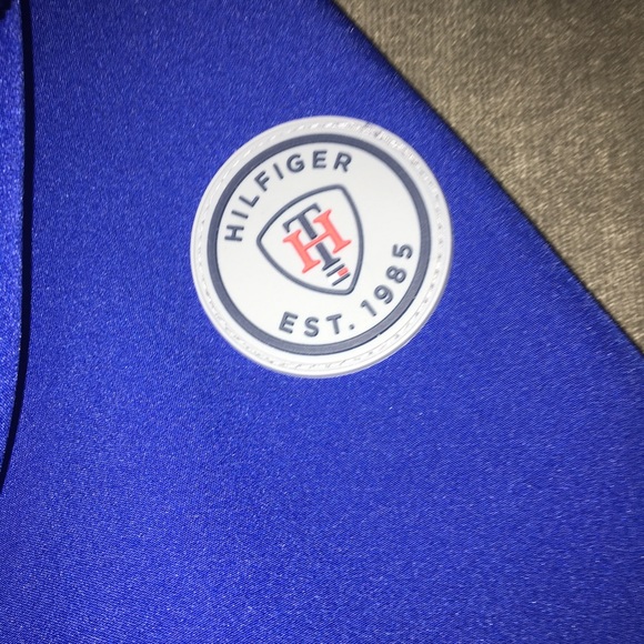 A tommy hilfigher jacket - Picture 3 of 3